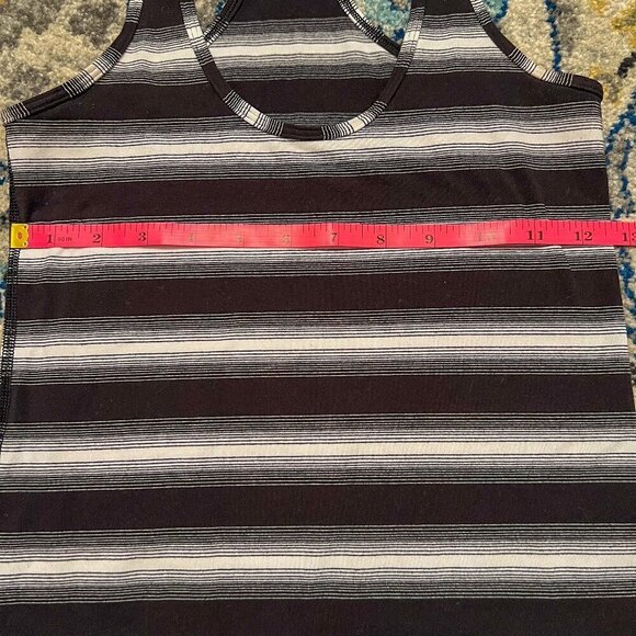 Lululemon Women's Cool Racerback Capilano Stripe Black & White Stretch - Picture 4 of 5
